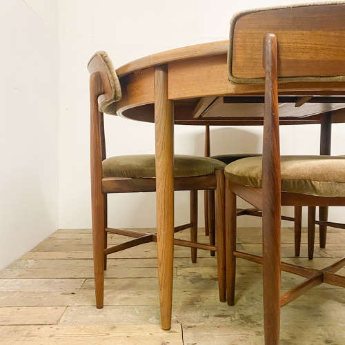 Gplan Fresco Teak Round Extending Dining Table with 4 Mushroom Brown