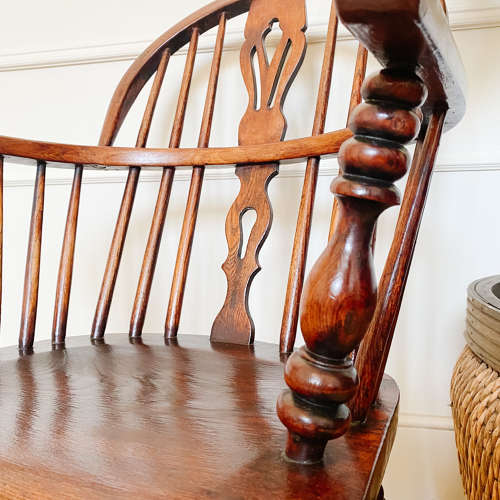 19th C. Ash & Elm Lowback Windsor armchair | Ladies
