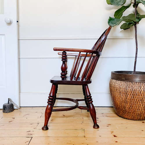 19th C. Ash & Elm Lowback Windsor armchair | Ladies