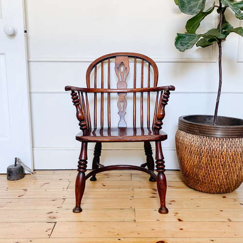 19th C. Ash & Elm Lowback Windsor armchair | Ladies
