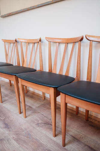 Set of 4 Elliot of Newbury Mid-Century Teak Dining Chairs