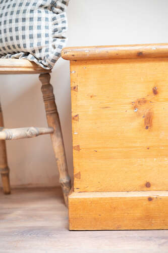 Victorian Pine Blanket Box Trunk