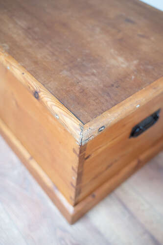 Victorian Pine Blanket Box Trunk